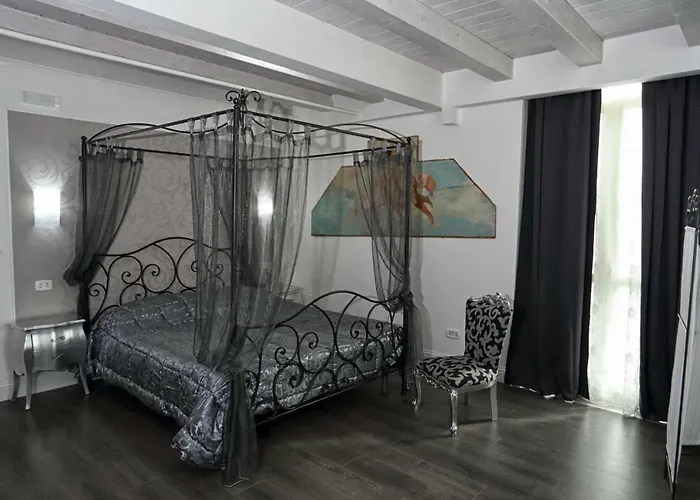 Angels'home 招待所 皮佐